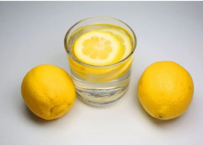 9 Manfaat Rutin Minum Jus Lemon Campur Madu, Wanita Pasti Ketagihan