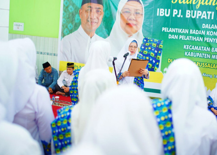 Lantik Pengurus BKMT Batang Hari Leko, Ini Pesan Ketua PJ PKK Kabupaten Musi Banyuasin