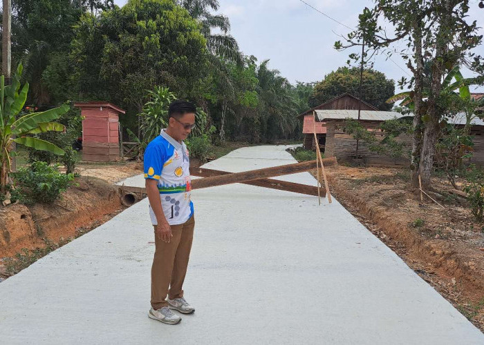 Desa Mulyo Rejo Dapat Bantuan Cor Jalan Beton, Hampir 200 Meter, Dari Dana APBD Muba