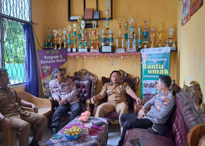 Perkuat Kamtibmas, Kapolsek Sanga Desa Ajak Lurah Ngulak Aktifkan Kembali Satkamling