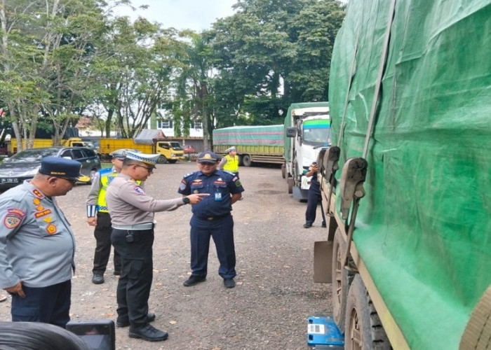 Tim Terpadu Gelar Razia Angkutan Barang di Jalinteng Muba, Truk Overloading dan Overdimensi Ditunda Perjalanan