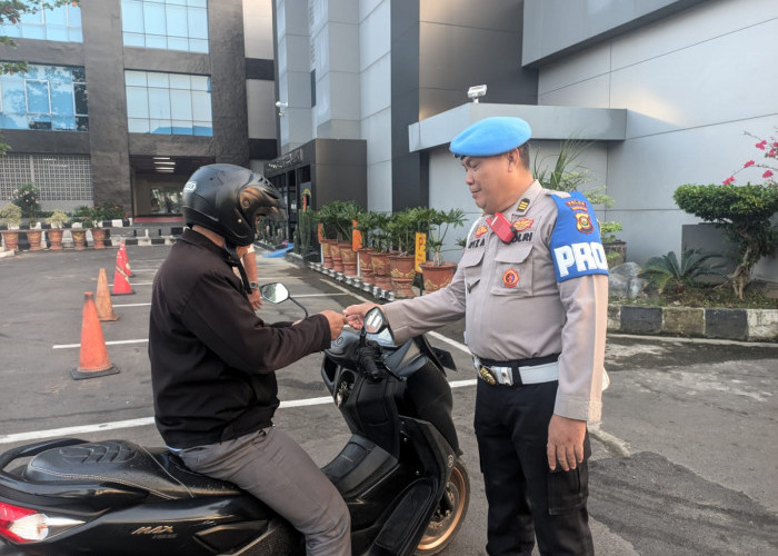 Subbidprovos Bidpropam Polda Sumsel Tertibkan Administrasi Kendaraan Personel, Pelanggar Ditindak Tegas