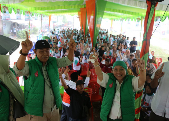 Kembali Kunjungi Lalan, Bentuk Kecintaan Hj Lucianty Kepada Masyarakat Lalan