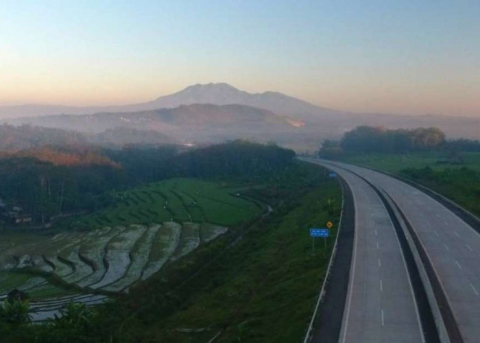 Membayangkan Indahnya Melintasi Tol Padang - Pekanbaru Jika Sudah Beres, Menikmati Pemandangan Bukit Barisan 