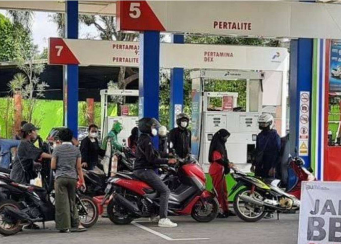 Kabar Terkini BBM Kembali Turun hingga Rp2.150/Liter, Berikut Daftar Harga Terbaru di SPBU 21 Januari 2023