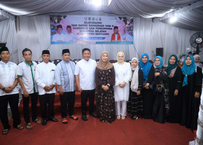 Gubernur Herman Deru dan Ketua TP PKK Sumsel Gelar Silaturahmi, Berbuka Puasa Bersama Masyarakat Banyuasin