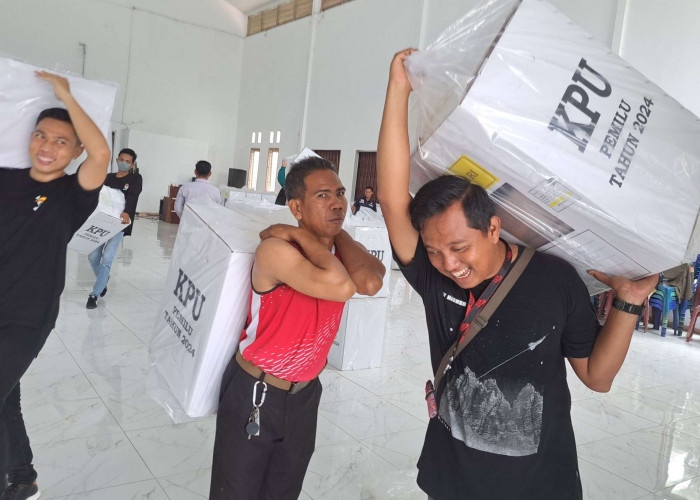 Logistik Pemilu di Kecamatan Sungai Lilin Mulai Bergeser Ke PPS, Besok Baru Dikirim ke TPS