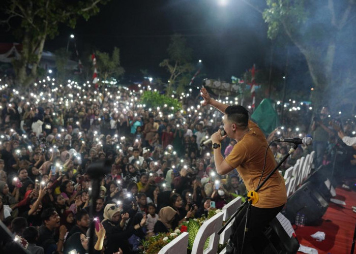 Bian Bagindaz Pukau Ribuan Masyarakat Muba di Festival Bogen Fest Merdeka 