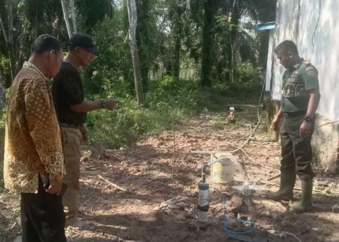 Warga Dusun 3 Srigunung Dapat Bantuan Sumur Bor dan MCK, Program 'Basemah' Kodim 0401/Muba