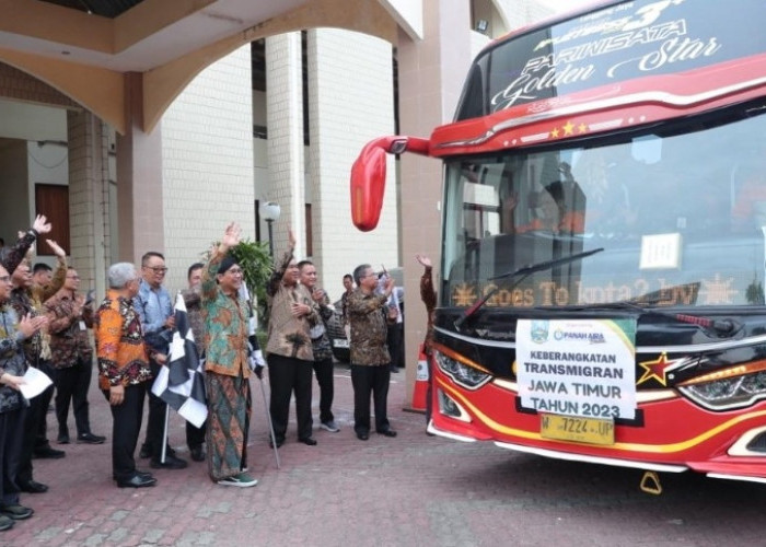 21 KK Asal Jatim Ikut Transmigrasi, Ke Sulawesi, Kalimantan dan Bengkulu, Ini Pesan Mendes PDTT