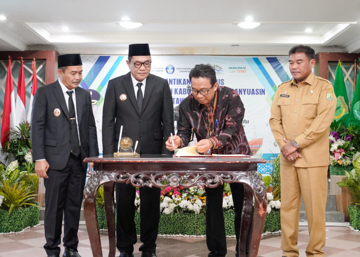 Sembilan Dewan Pendidikan Kabupaten Muba Resmi Dilantik, Ini Pesan Bupati H M Toha  