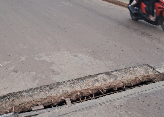 Baru Dipasang, Besi Jembatan Sungai Lilin Kembali Hilang, Warga Khawatir Keselamatan Pengguna Jalintim