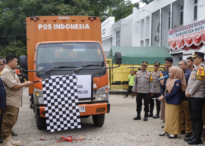 Hari Pertama 10 Truk Logistik Pilkada di Muba Sudah di Distribusikan