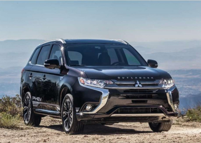 Mengupas Tuntas Mitsubishi Outlander PHEV: SUV Hybrid Terdepan Indonesia, Paduan Performa Ganas & Efisiensi   