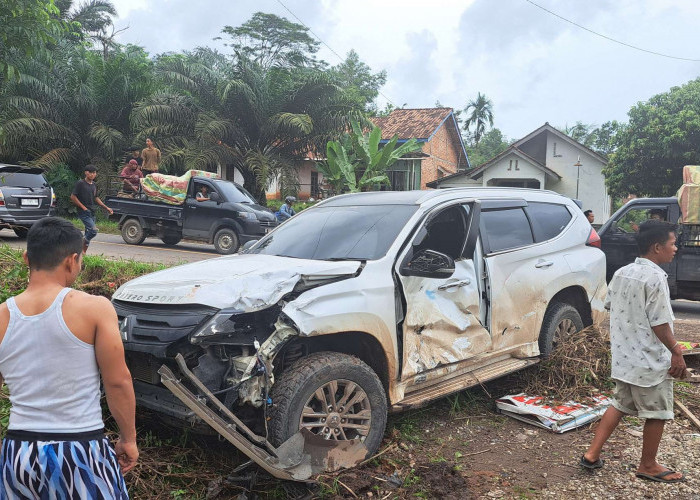 Kecelakaan Maut di Jalintim Srigunung, Pajero Sport Hantam 4 Motor, 3 Meninggal 2 Orang Luka