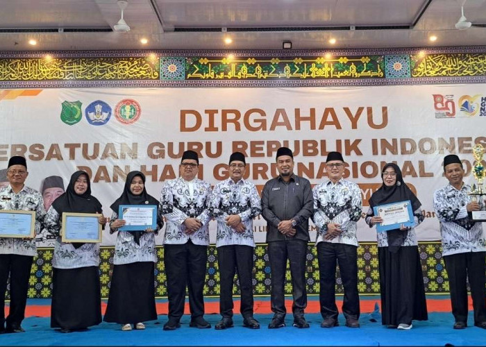 Puncak HUT ke-80 PGRI dan Hari Guru Nasional 2025 Muba Meriah Digelar di Sungai Lilin