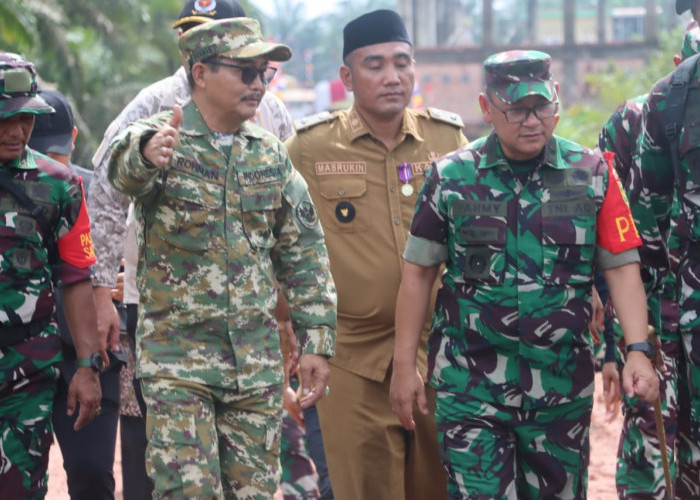 TMMD ke-126 Resmi Ditutup,  Sinergi TNI dan Rakyat Bukti Nyata Kemanunggalan Bangun Desa