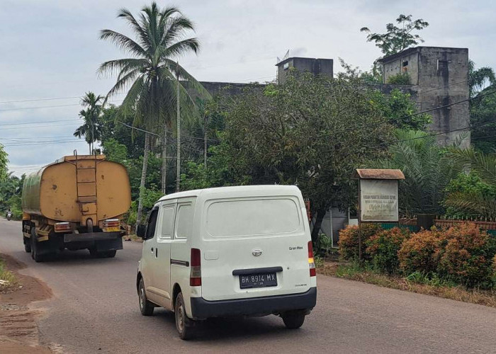 Setelah Perbaikan Jembatan, Jalan Talang Siku Keluang Kembali Ramai Dilintasi Kendaraan Besar
