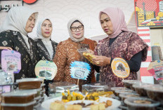 Ketua TP PKK Muba Hj Patimah Toha Tohet Dukung Pelestarian Kuliner Tradisional di Festival Jajanan Bingen 2026