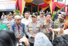 Pendekatan Humanis Warnai Pengamanan Paskah 2026 di Sumsel, Polisi Sapa Jemaat Langsung