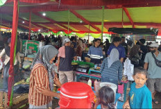 Hari Pertama Ramadan, Pasar Bedug Sungai Lilin Diserbu Warga Berburu Takjil