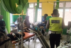 Truk Terbalik di Jalintim Palembang–Jambi, Dua Pengendara Motor Luka-Luka