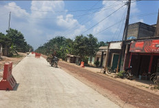 Usai Viral Diprotes, HKI Mulai Cor Jalan Talang Siku–Keluang yang Rusak Akibat Mobilitas Proyek Tol Betu