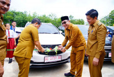 Bupati Muba Resmikan Gedung Serbaguna Beruge dan Luncurkan Mobil Operasional Desa