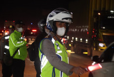 Polres Muba Sigap Tangani Kemacetan Jalintim, Kolaborasi dan Strategi Lapangan Buahkan Hasil