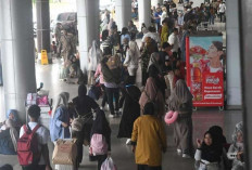 Puncak Arus Balik Nataru Padati Bandara SMB II Palembang
