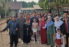 Pawai Karnaval SDN 1 Mekar Jadi Semarak, Siswa Cosplay Pejuang hingga Petani