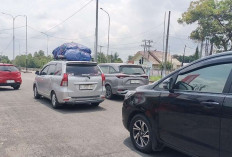 Rest Area Dadakan di Exit Tol Celikah Diserbu Pemudik, Arus Balik Tetap Lancar Meski Ramai