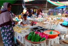 Berkah Ruwahan di Pasar Kalangan di Sanga Drsa, Penjualan Pedagang Meningkat 